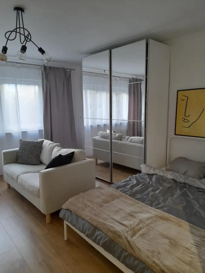 Apartament Ogrodowa Studio Warszawa 0*, Warsaw Poland